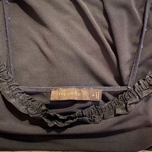 DETAILED NECK BLACK TANK